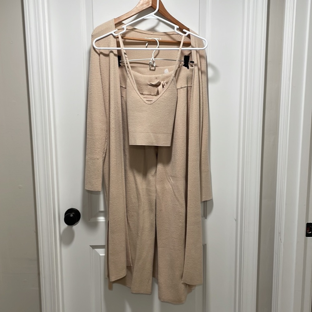 Abercrombie 3 piece knit set